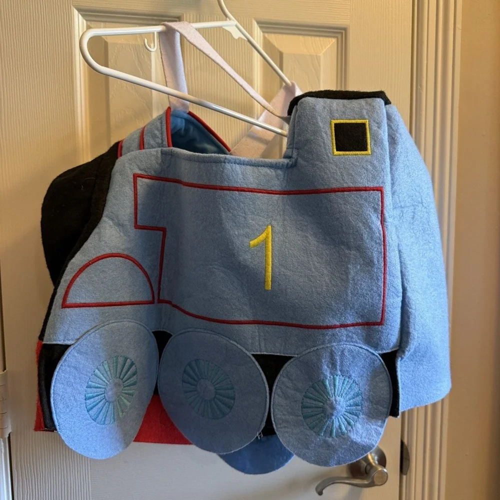 POTTERY BARN Kids Unisex Toddler THOMAS #1 Tank Engine TRAIN 3D Costume sz 3T